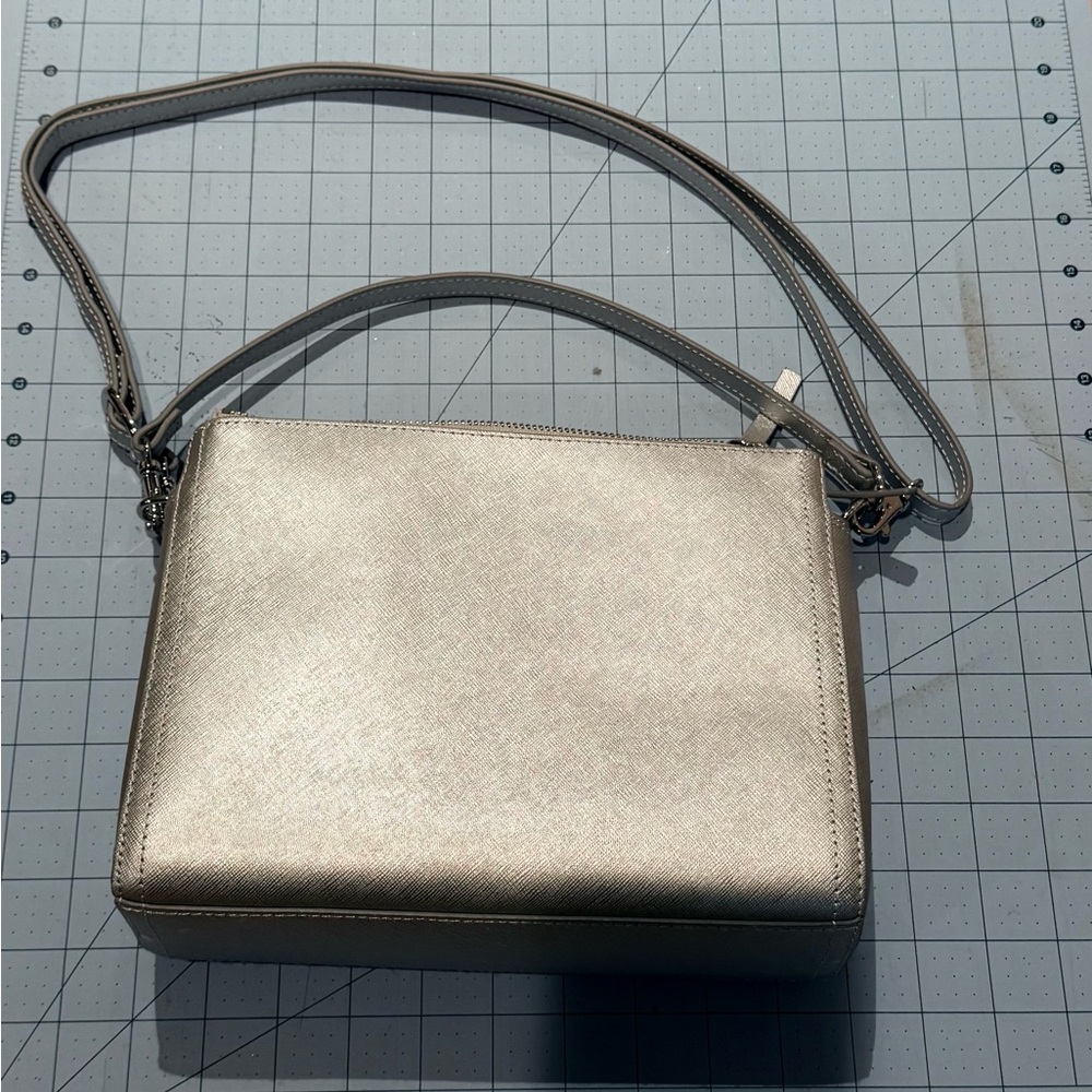 Lo and Sons silver pearl crossbody/convertible bag